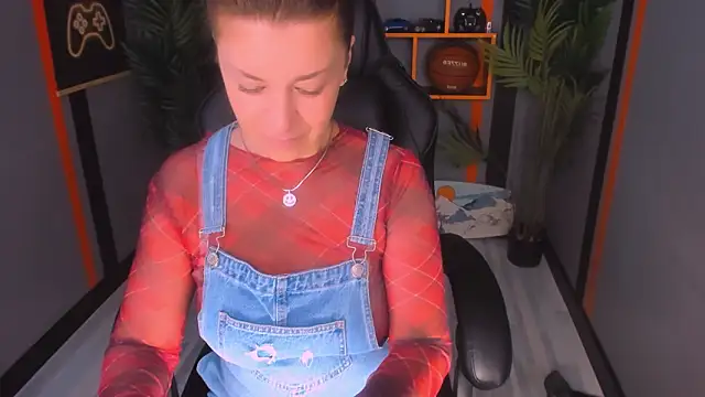 AnaMills online show from March 11, 10:09 am