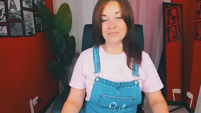 AnaMills online show from September 11, 3:01 pm