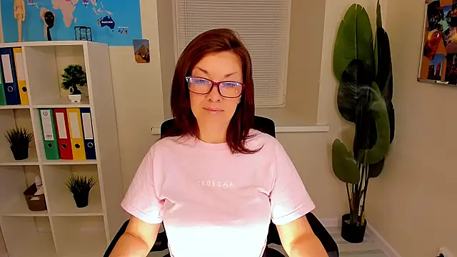 AnaMills online show from November 4, 3:27 pm