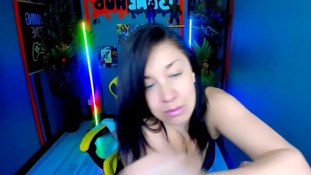 AnaMills online show from January 10, 10:10 am