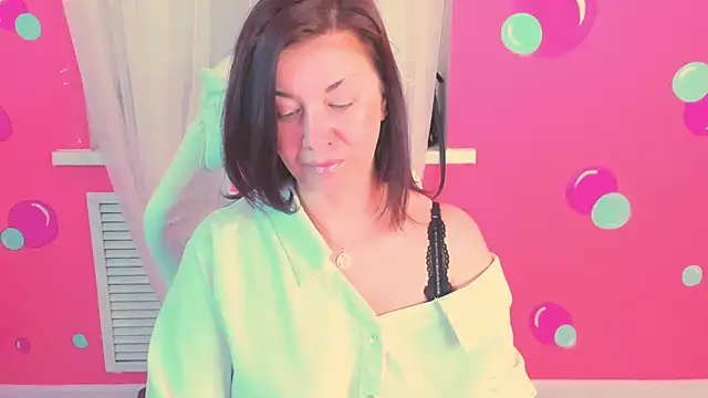 AnaMills online show from June 2, 3:12 pm