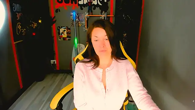 AnaMills online show from December 15, 10:10 am