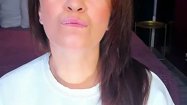 AnaMills online show from September 25, 3:07 pm