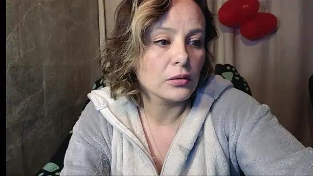 dagny-jo online show from March 8, 3:39 am