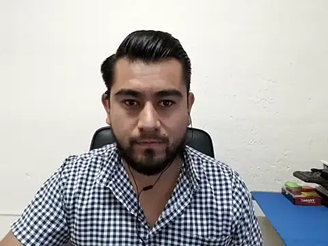 youmanhorny online show from June 17, 4:17 pm