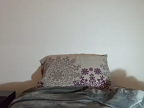 youmanhorny online show from July 8, 4:57 am