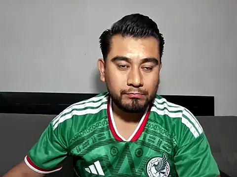 youmanhorny online show from June 25, 3:26 am
