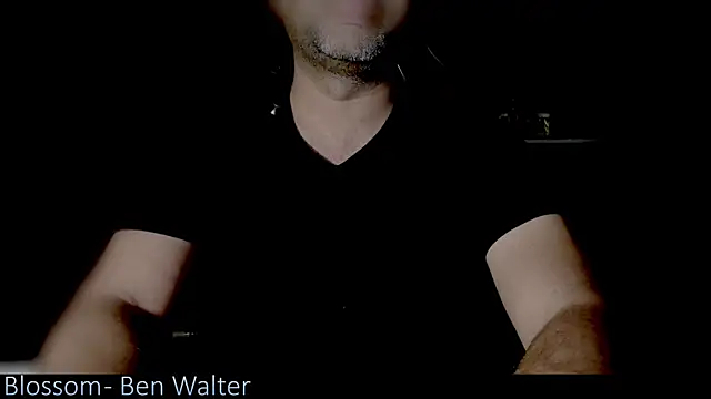 Snapshot of _x_rated_ chatting on November 13, 5:28 pm x rated online show from November 13, 5:28 pm