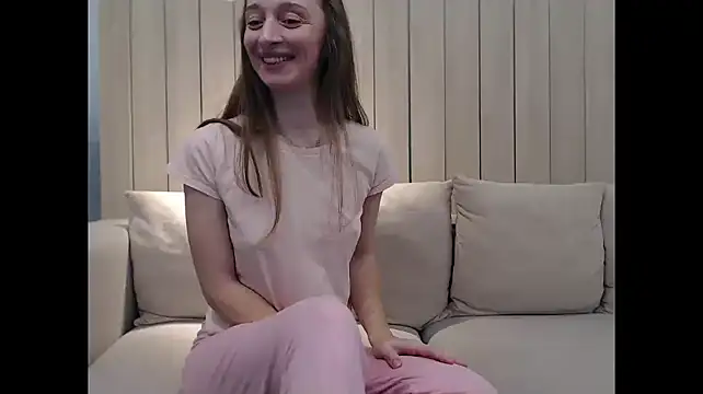 Snapshot of ShySchoolGirl chatting on March 3, 4:26 pm ShySchoolGirl online show from March 3, 4:26 pm