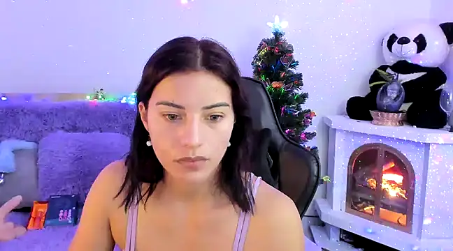 Snapshot of Arenne_rouse chatting on December 11, 4:09 pm Arenne rouse online show from December 11, 4:09 pm