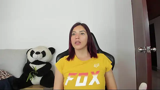 Arenne rouse online show from April 14, 9:09 pm