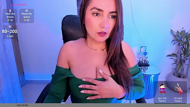 MaggieBrownn online show from October 22, 11:14 pm