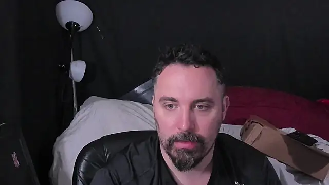 Metalstud online show from April 23, 11:49 am