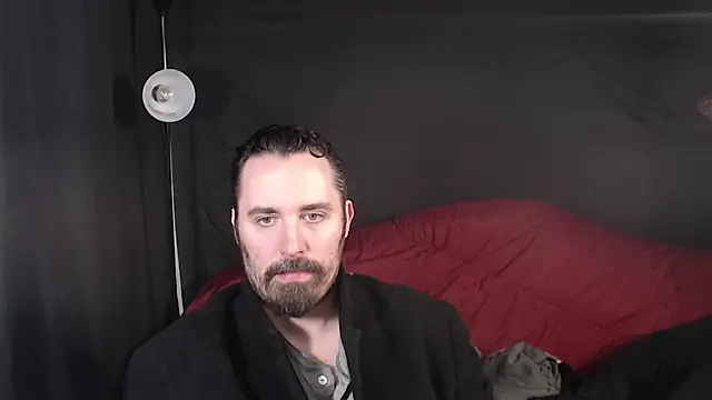 Snapshot of Metalstud chatting on February 20, 10:37 pm Metalstud online show from February 20, 10:37 pm