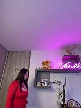 vaneelee online show from February 14, 1:50 am