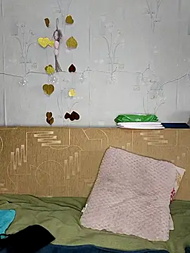 Katti Kissa online show from April 3, 11:16 am