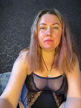 Snapshot of Katti_Kissa chatting on February 10, 12:04 pm Katti Kissa online show from February 10, 12:04 pm