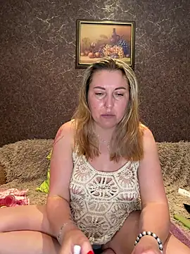 Snapshot of Katti_Kissa chatting on June 30, 3:12 pm Katti Kissa online show from June 30, 3:12 pm