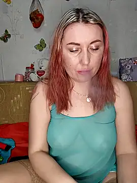 Snapshot of Katti_Kissa chatting on November 29, 12:38 pm Katti Kissa online show from November 29, 12:38 pm