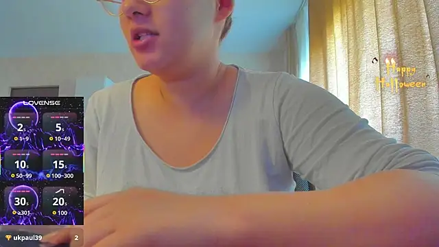 hot evil queen online show from October 19, 7:33 am