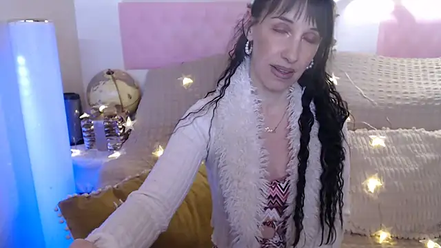 -carla- online show from December 26, 8:28 am