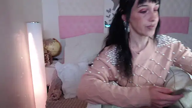 -carla- online show from November 23, 8:13 am