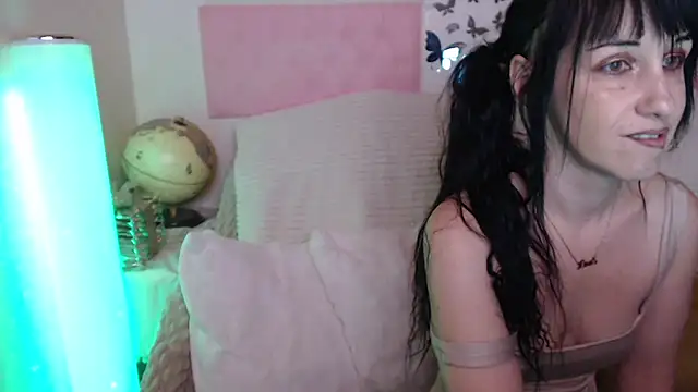 -carla- online show from February 12, 7:19 am