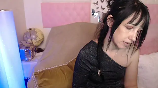 -carla- online show from March 12, 8:29 am