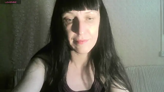 MarieODahliaS online show from April 16, 7:42 am