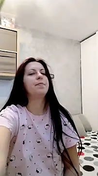 Snapshot of lolyforyou chatting on February 18, 8:22 am lolyforyou online show from February 18, 8:22 am