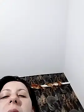 Snapshot of lolyforyou chatting on March 20, 6:14 am lolyforyou online show from March 20, 6:14 am