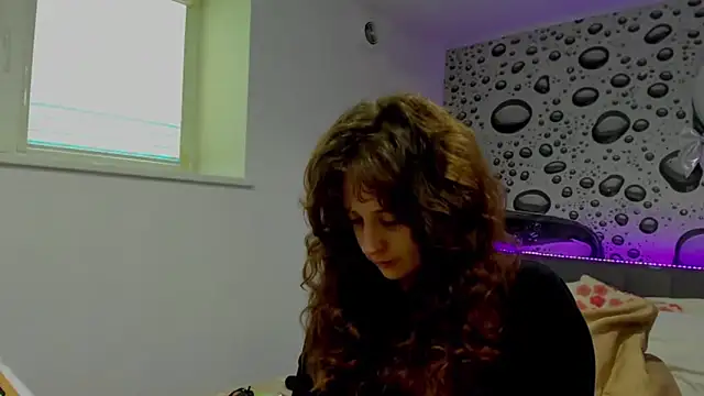 AlmaFancy online show from March 11, 6:07 am