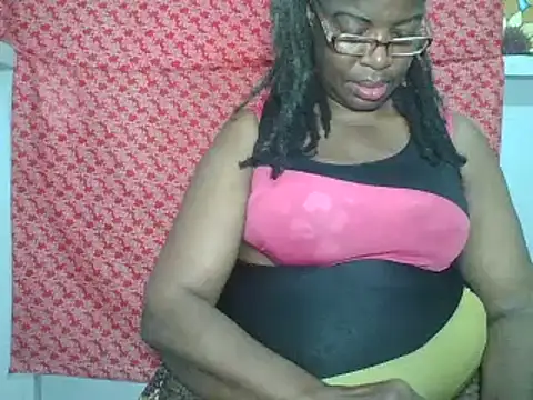 Snapshot of pink69pussy chatting on January 18, 11:43 am pink69pussy online show from January 18, 11:43 am