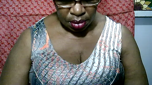 Snapshot of pink69pussy chatting on September 19, 8:18 am pink69pussy online show from September 19, 8:18 am