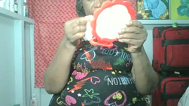 Snapshot of pink69pussy chatting on October 16, 9:12 pm pink69pussy online show from October 16, 9:12 pm