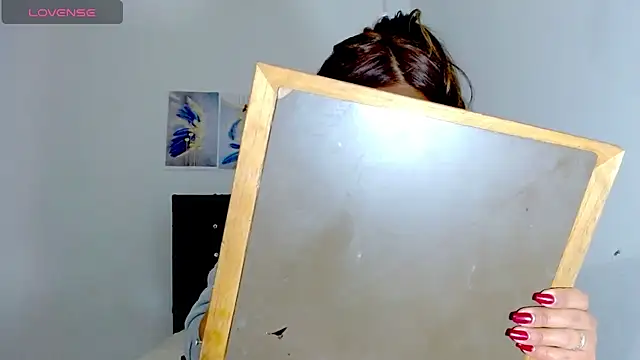 Snapshot of Kylie_loveee chatting on October 2, 10:57 pm Kylie loveee online show from October 2, 10:57 pm