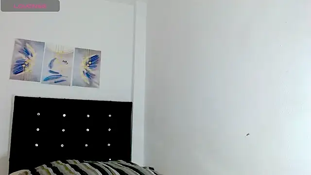 Snapshot of Kylie_loveee chatting on September 30, 7:53 pm Kylie loveee online show from September 30, 7:53 pm