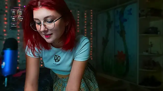 SmokyRose online show from November 10, 11:37 am