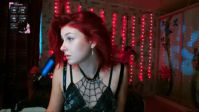 SmokyRose online show from October 31, 10:23 am