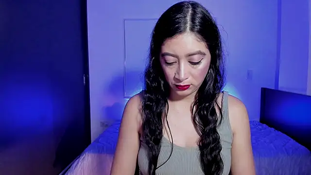 MeganWhite3 online show from May 28, 3:58 am