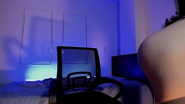 MeganWhite3 online show from February 5, 1:34 am