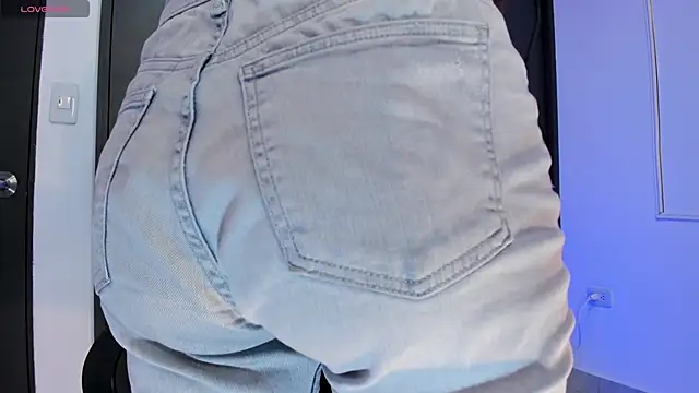 MeganWhite3 online show from October 21, 3:06 am