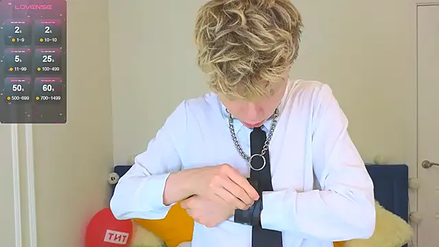 Snapshot of LandelRay chatting on September 10, 4:55 am LandelRay online show from September 10, 4:55 am