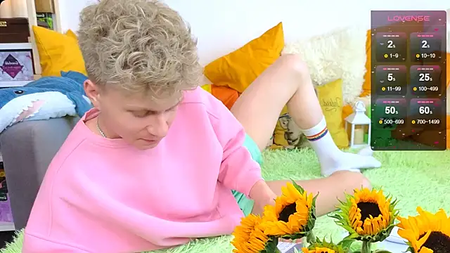 LandelRay online show from March 23, 8:36 am