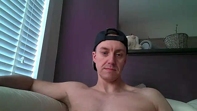 ploki2180 online show from March 2, 3:30 pm