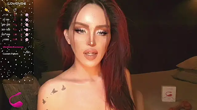 Snapshot of PrettyWomanxxx chatting on July 10, 2:44 am PrettyWomanxxx online show from July 10, 2:44 am