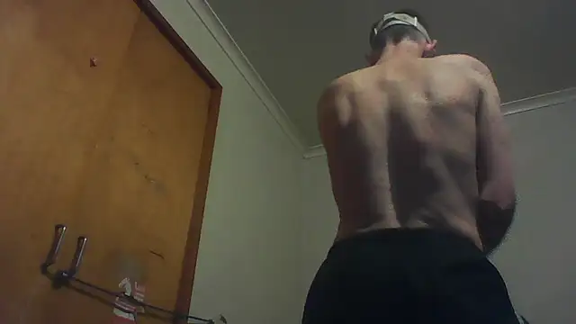 Snapshot of TooFknHorny1 chatting on October 3, 2:04 am TooFknHorny1 online show from October 3, 2:04 am