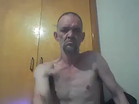 Snapshot of TooFknHorny1 chatting on December 13, 4:00 am TooFknHorny1 online show from December 13, 4:00 am