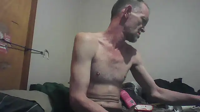 Snapshot of TooFknHorny1 chatting on September 27, 4:13 pm TooFknHorny1 online show from September 27, 4:13 pm
