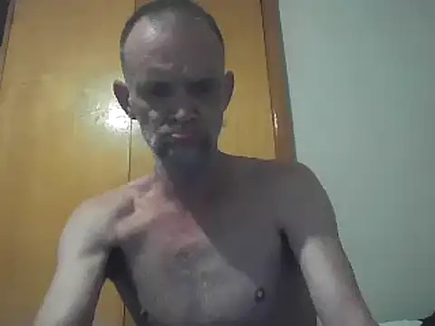 Snapshot of TooFknHorny1 chatting on December 18, 7:19 pm TooFknHorny1 online show from December 18, 7:19 pm